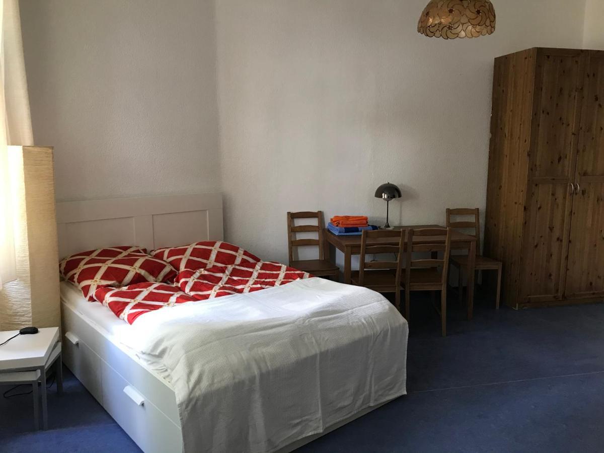 Ferienwohnung Klein App in Alt - Tegel Berlin Exterior foto