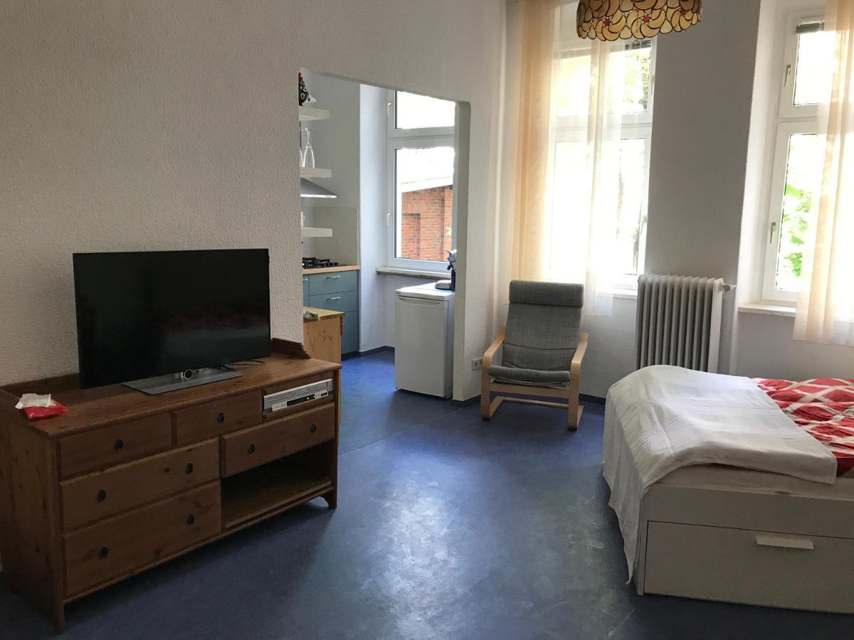 Ferienwohnung Klein App in Alt - Tegel Berlin Exterior foto